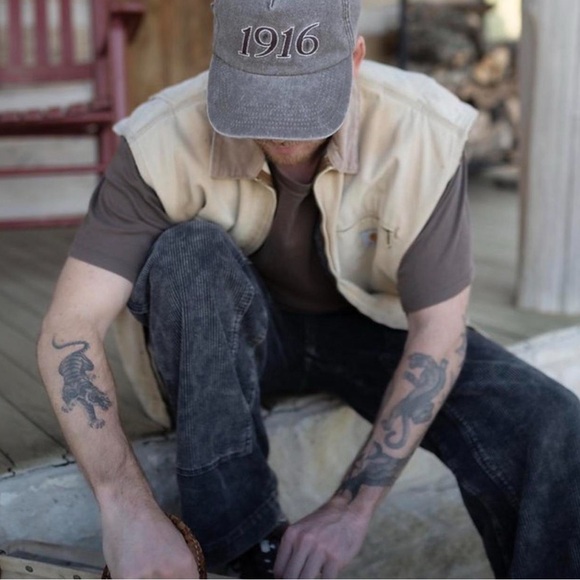 Classic Gray 1916 Embroidered Cap - Picture 2 of 4